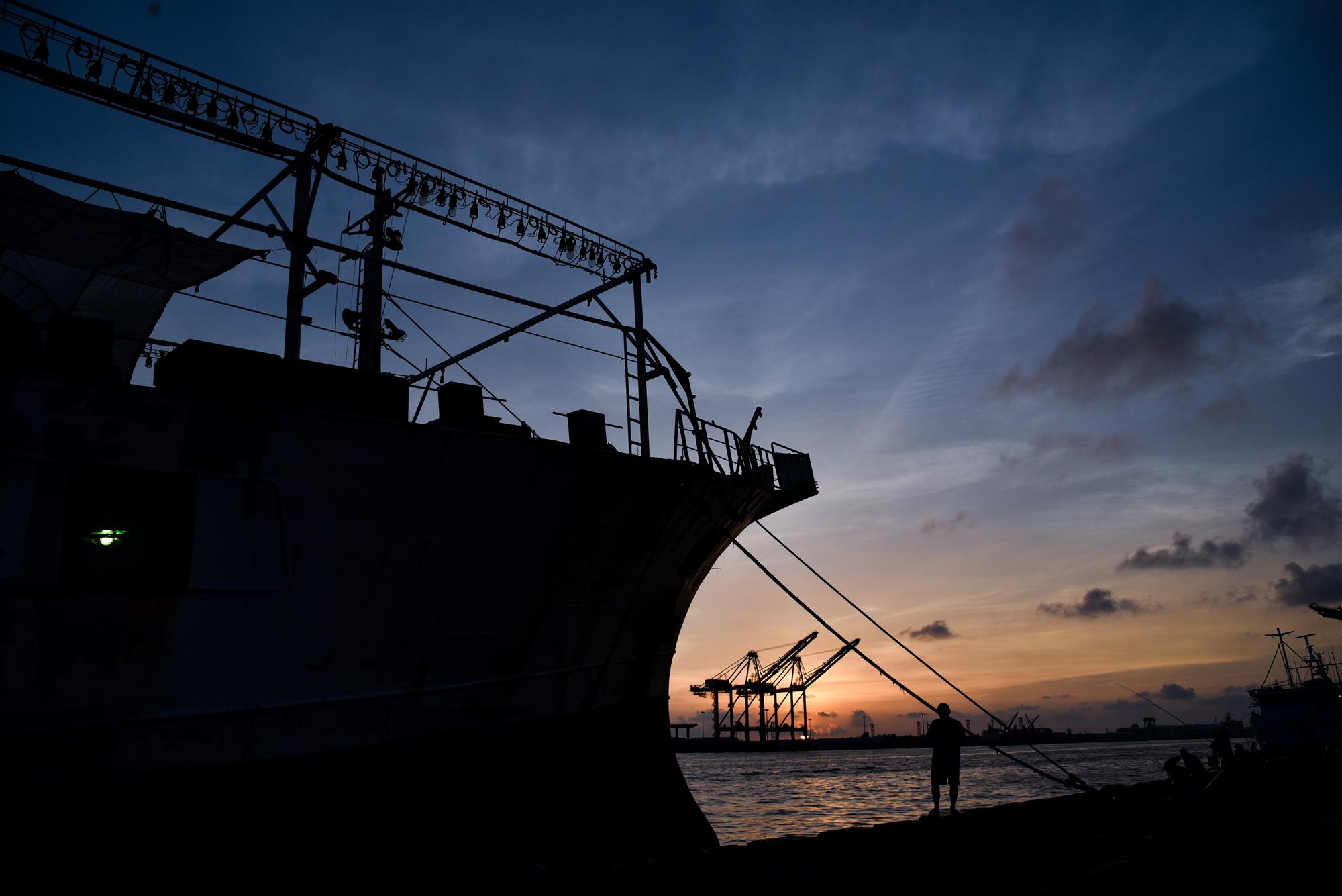 Self Photos / Files - silhouette-of-ship-docked-1079946