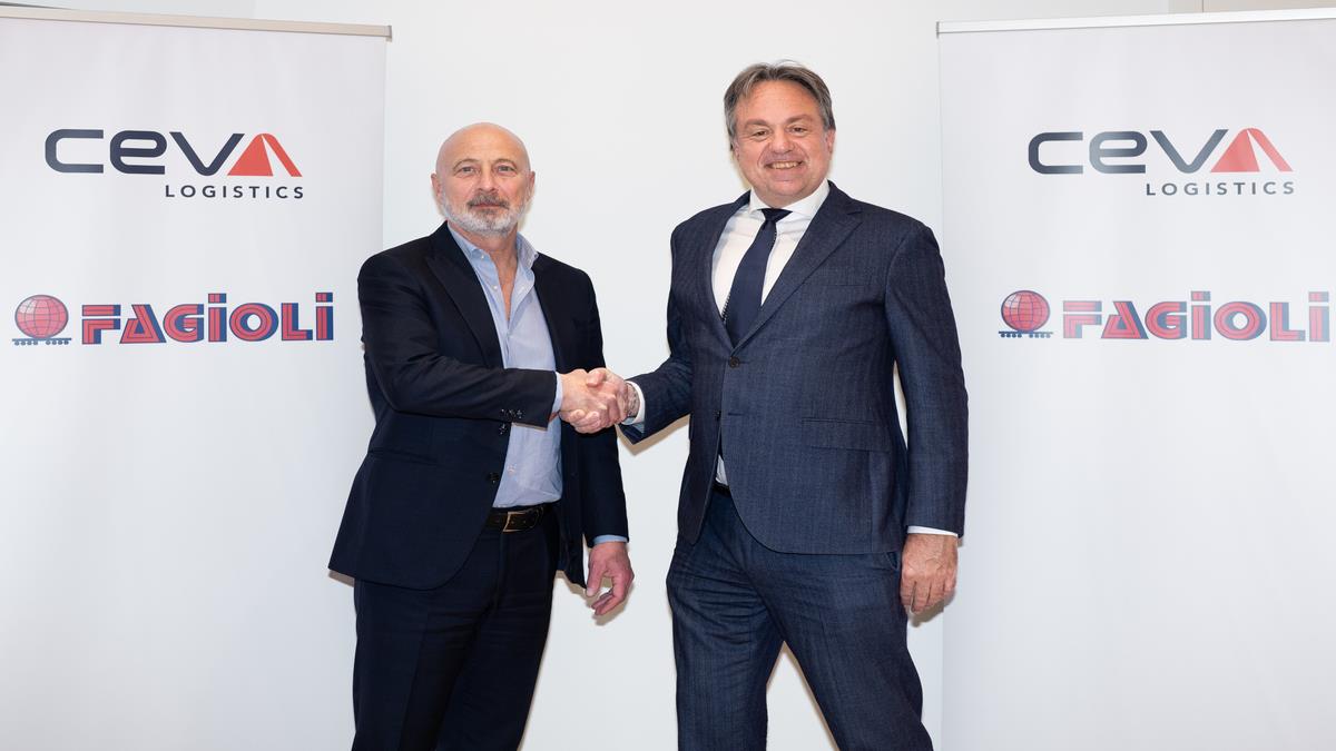 Self Photos / Files - c9ccc865db334ec4a952938032117b02.jpg