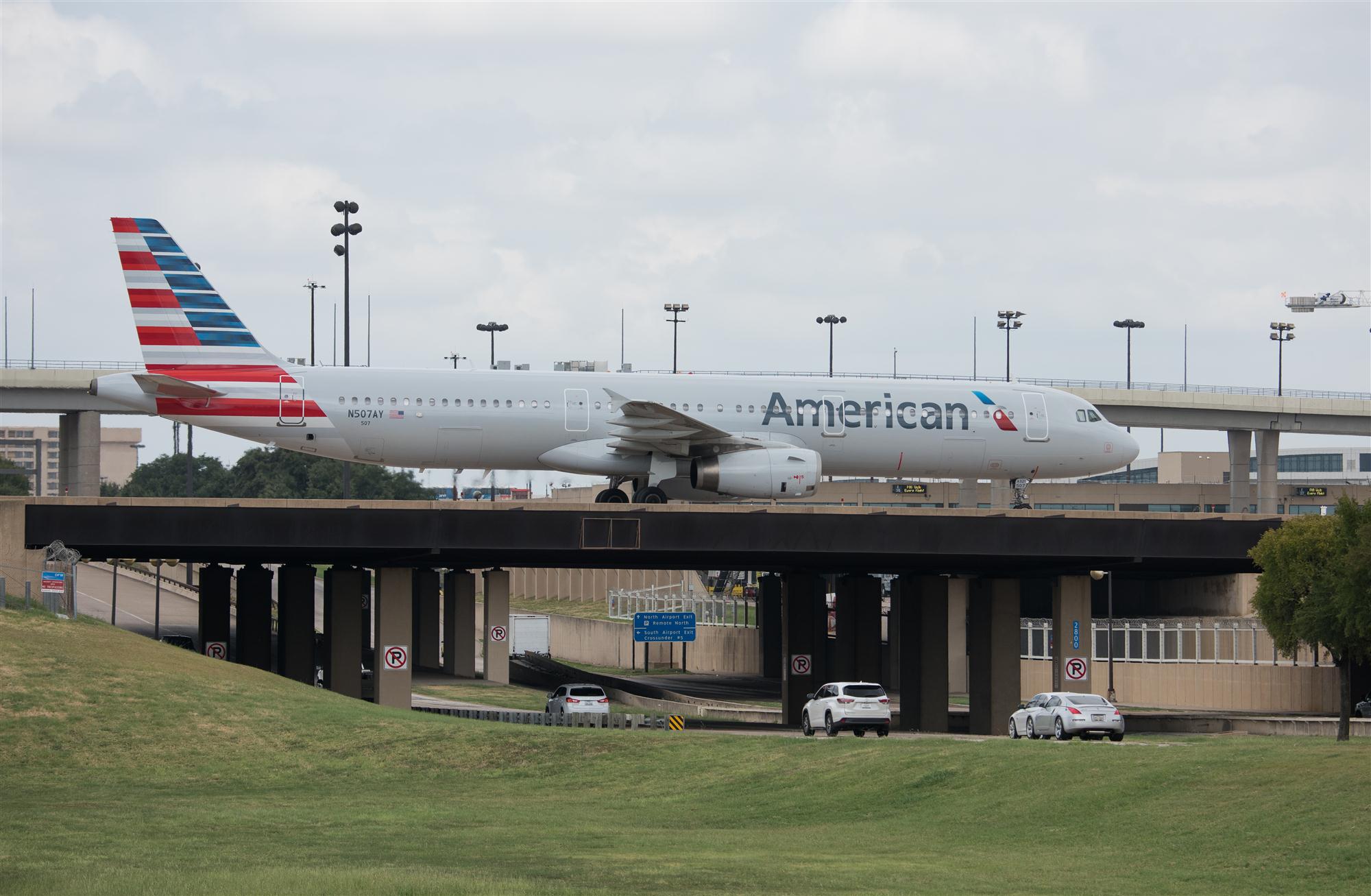 Self Photos / Files - AA on DFW flyover K8B_3792 (1)