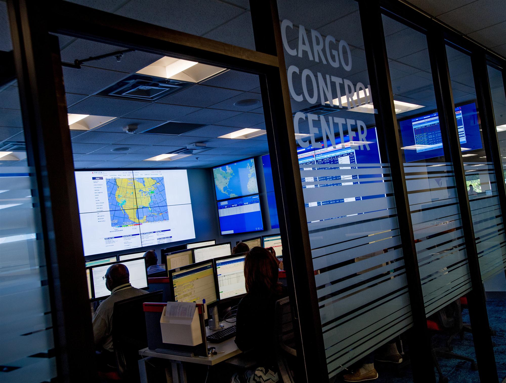 Self Photos / Files - DL Cargo Control Center