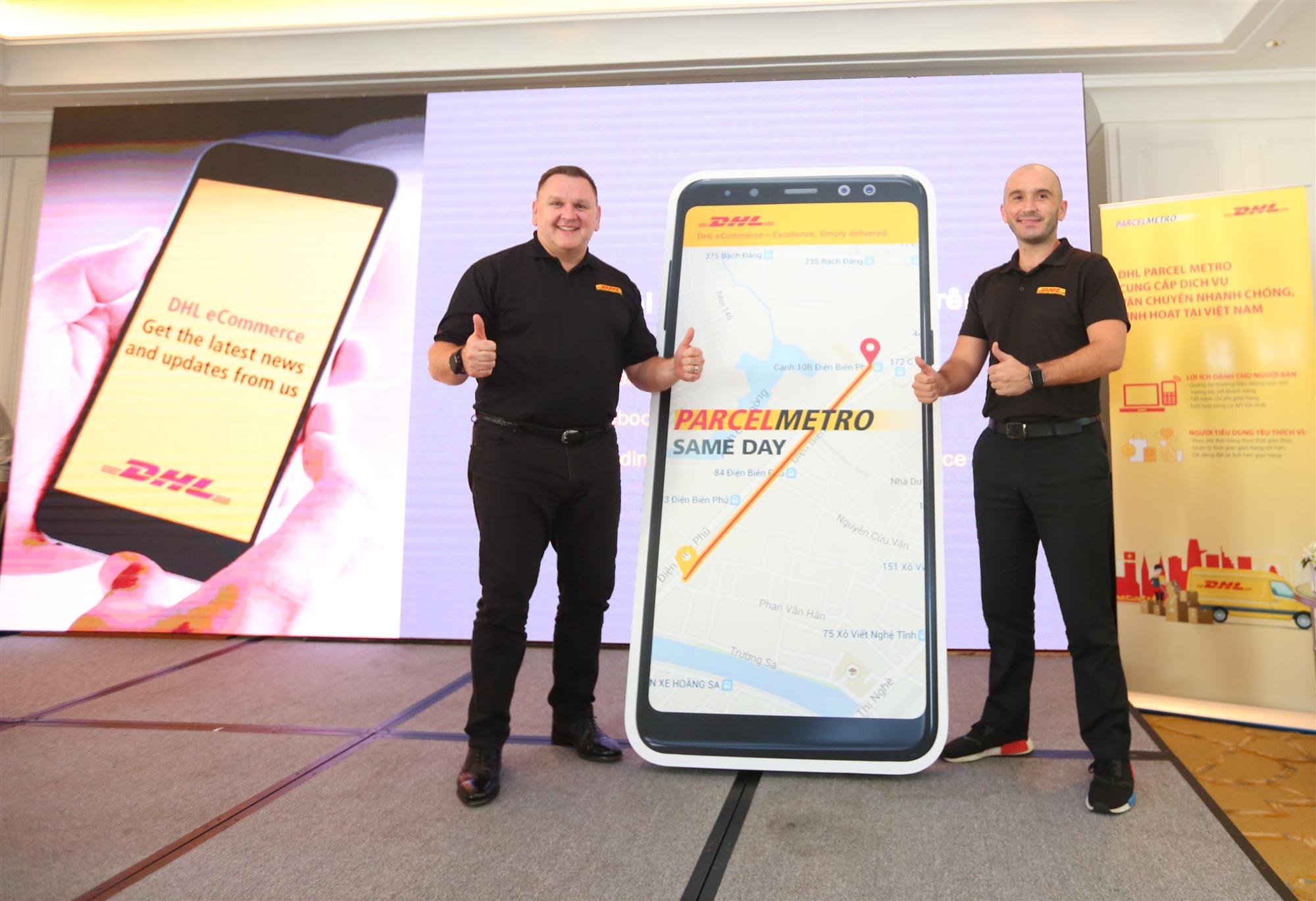 Self Photos / Files - DHL Parcel Metro Same Day