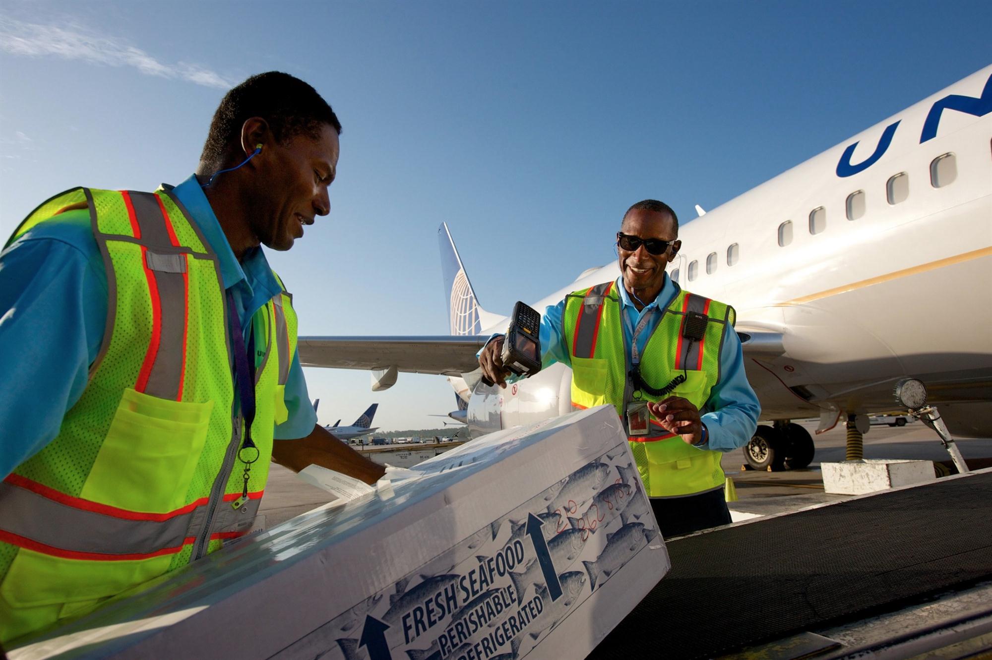 Self Photos / Files - United Cargo