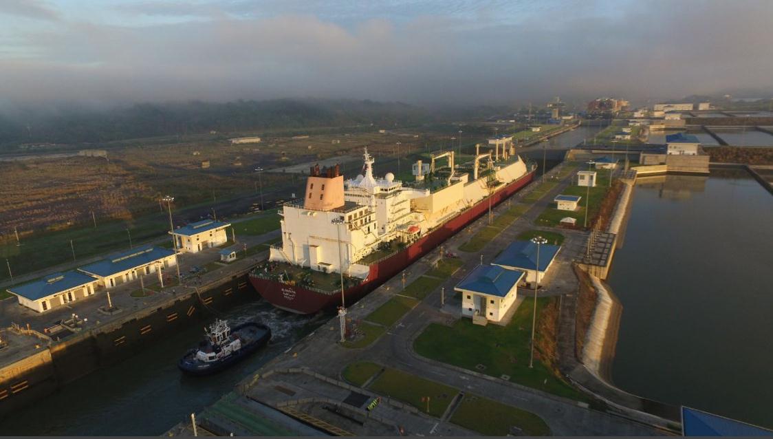 Self Photos / Files - Qatargas’ Al Safliya Transiting the Expanded Canal on May 12