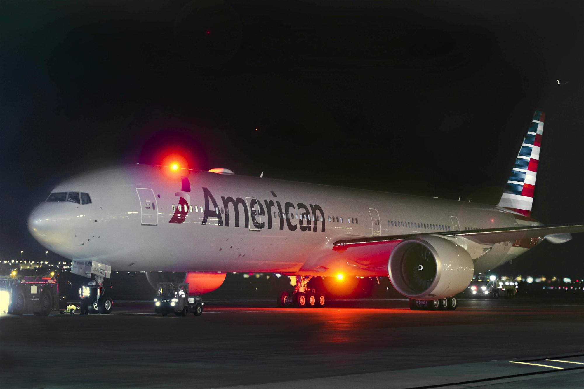 Self Photos / Files - AA 777-300ER American Airlines
