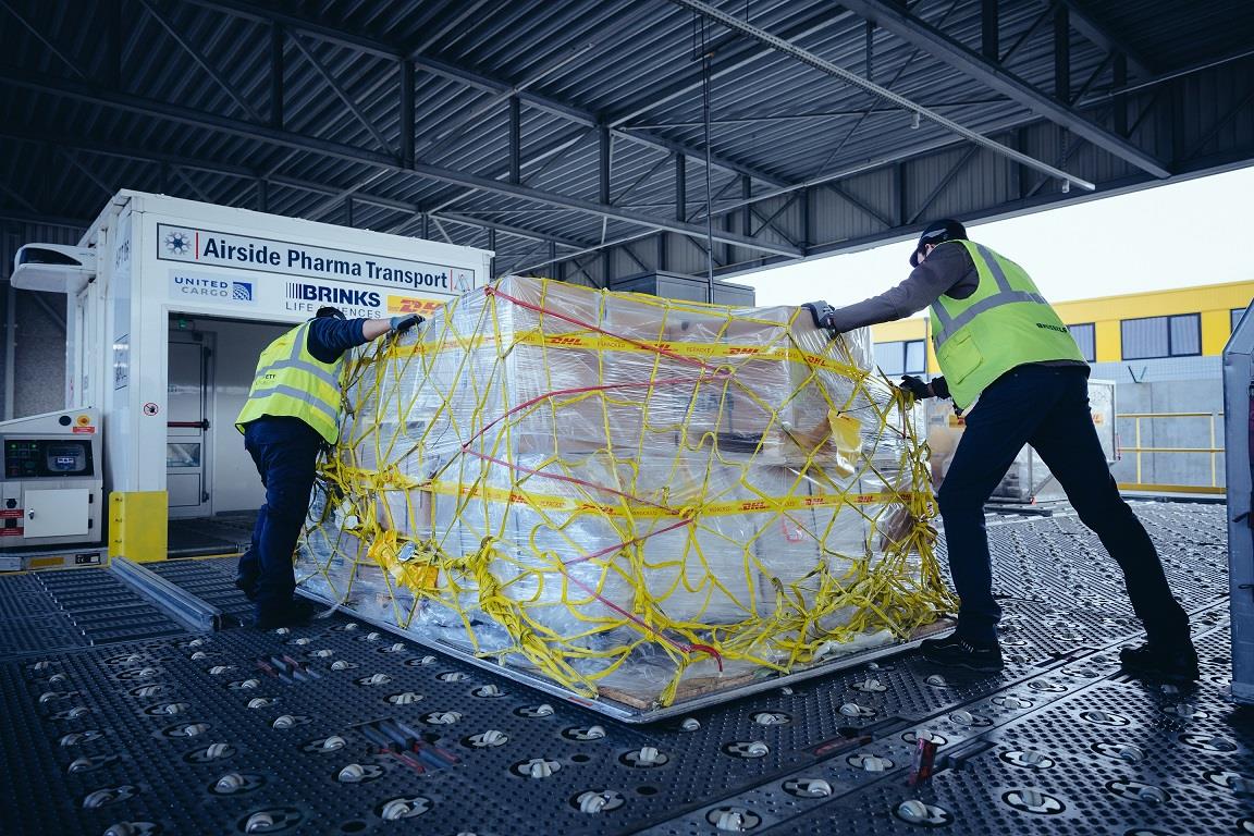 Self Photos / Files - DHL starts vaccine distribution_3