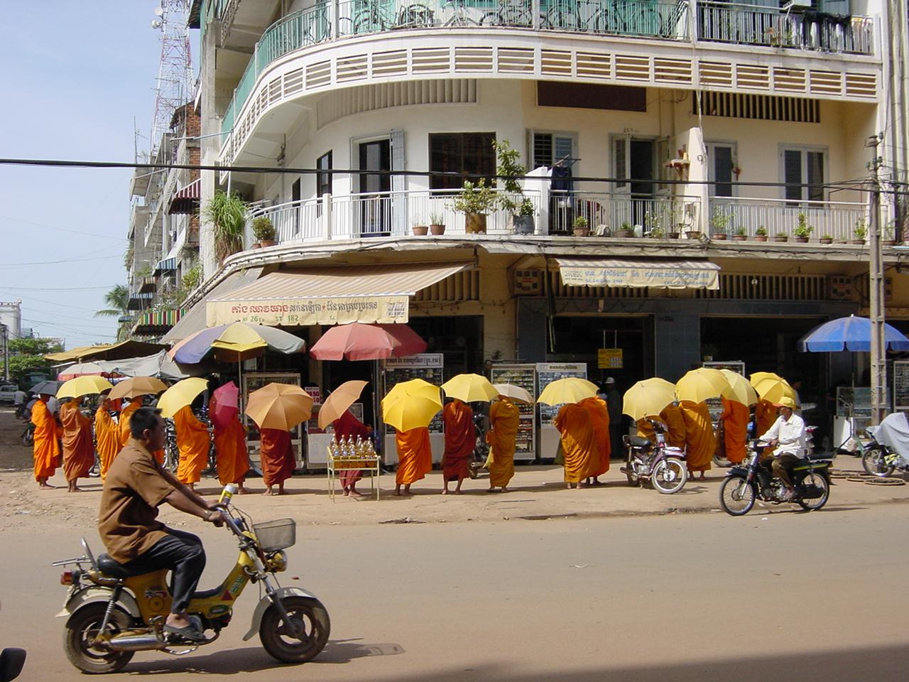 Self Photos / Files - phnom-penh-monks-1505615