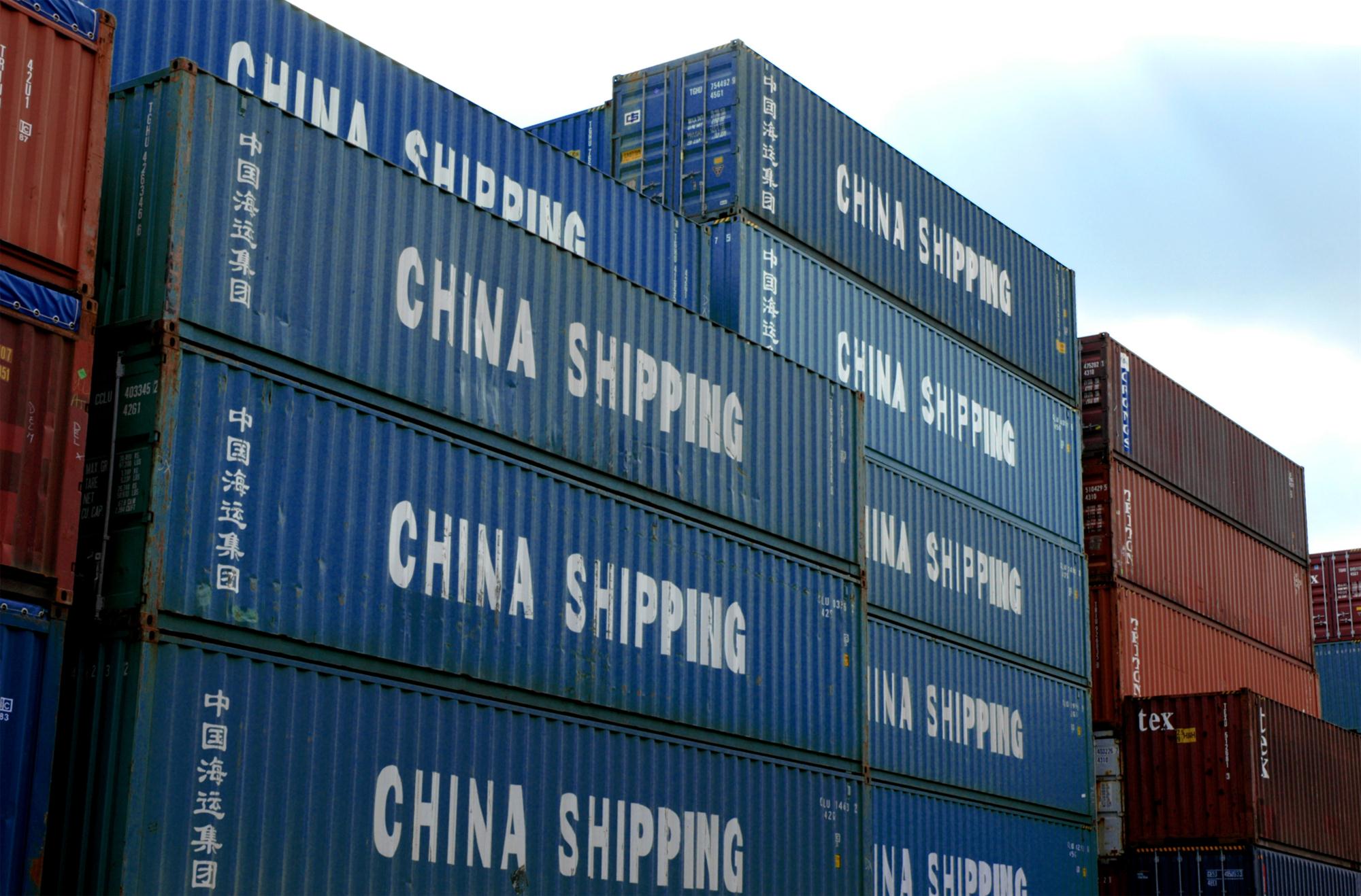 Self Photos / Files - china-shipping-1493271 paul fris freeimages