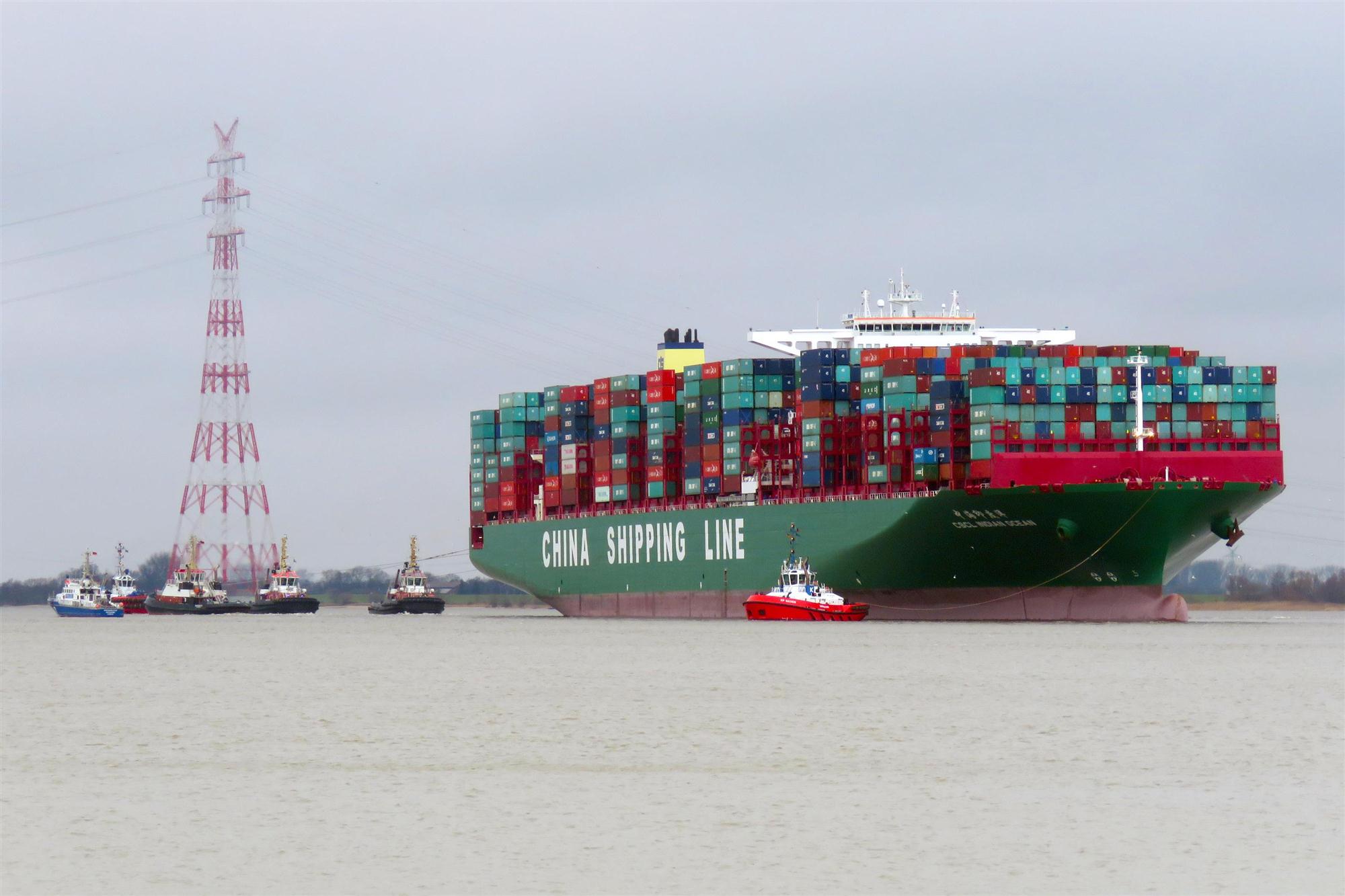 Self Photos / Files - CSCL Indian Ocean Hamburg