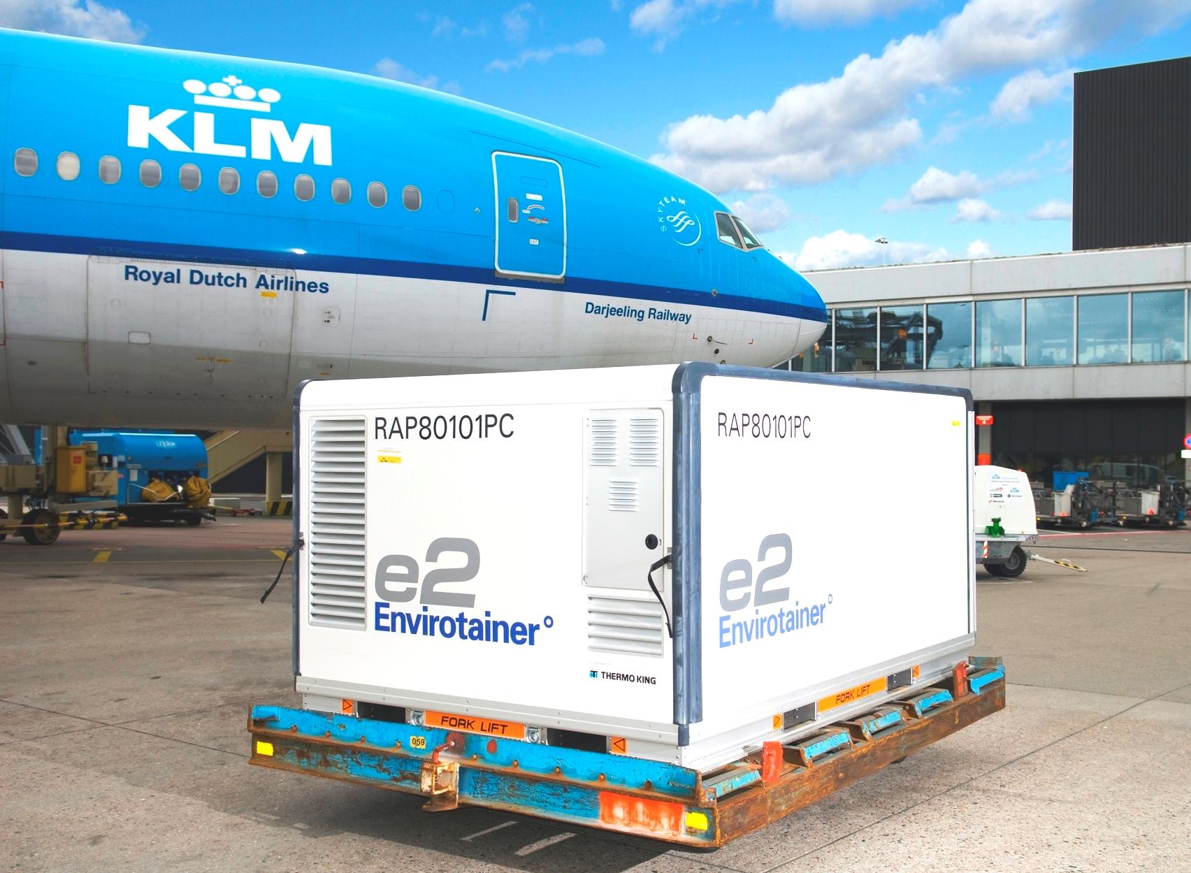 Self Photos / Files - Envirotainer RAP e2 container
