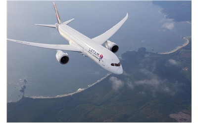 LATAM Boeing 787 Dreamliner - volando 2