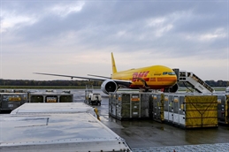 DHL-Express-12x18cm_155