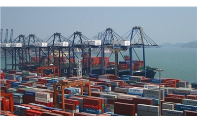 Yantian-Port