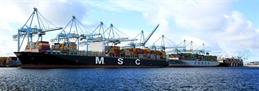 150228_MaerskShips_012_r PORT OF LOS ANGELES
