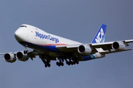 Nippon_Cargo_Airlines_Boeing_747-8F_JA18KZ_-_NRT_19213672140
