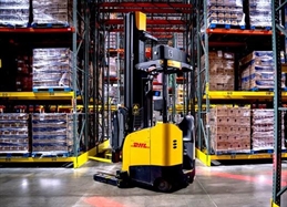 Automated Forklift -~HL Supply Chain