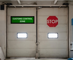 customs zone iStock-1139921052