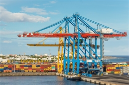 Port Reunion iStock-813708358