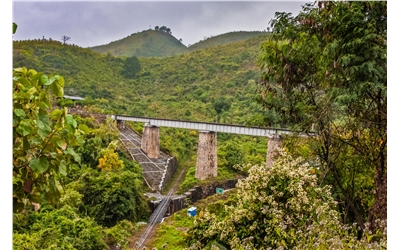 rail in Myanmar iStock-976472170