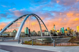 edmonton bridge at sunset iStock-1130763630